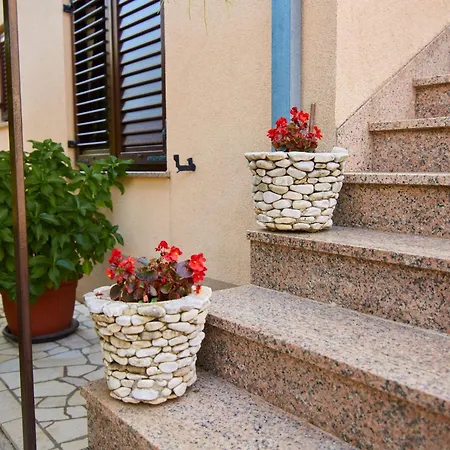 And With Parking Space - 19125 3*