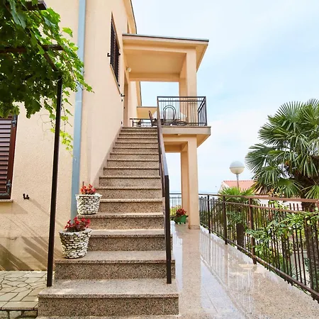 And With Parking Space - 19125 Affittacamere